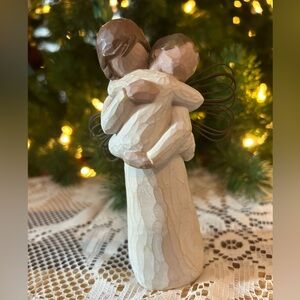 ✨❤️🪽Willow Tree "Angel's Embrace" Figurine by Susan Lordi Demdaco🪽❤️✨